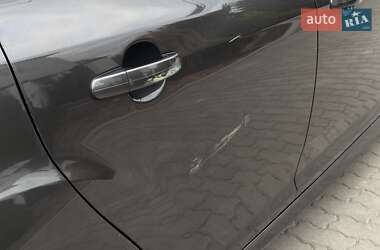 Седан Ford Focus 2015 в Львове