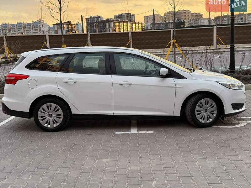 Универсал Ford Focus 2017 в Киеве