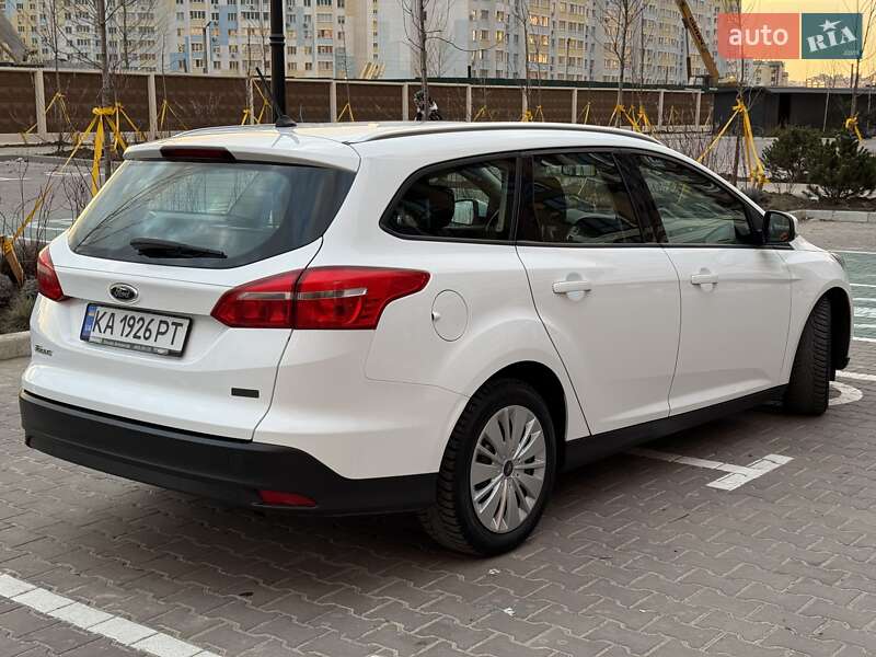 Универсал Ford Focus 2017 в Киеве