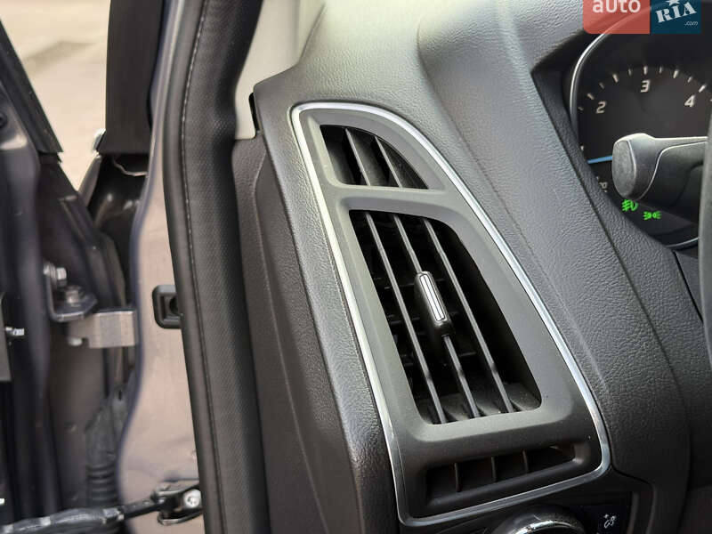 Хетчбек Ford Focus 2014 в Стрию