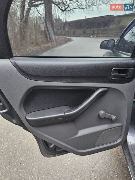 Седан Ford Focus 2007 в Киеве фото 19 Седан Ford Focus 2007 в Киеве