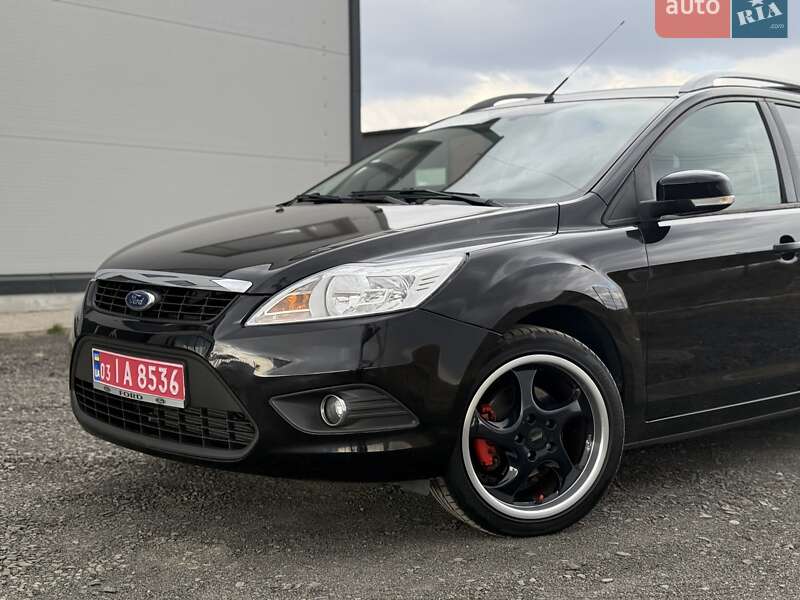 Универсал Ford Focus 2010 в Луцке фото 3 Универсал Ford Focus 2010 в Луцке