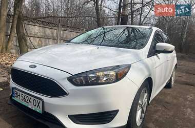 Хэтчбек Ford Focus 2015 в Киеве