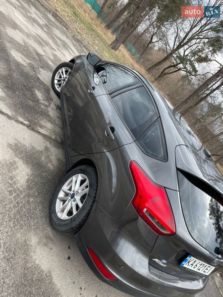 Хетчбек Ford Focus 2015 в Києві