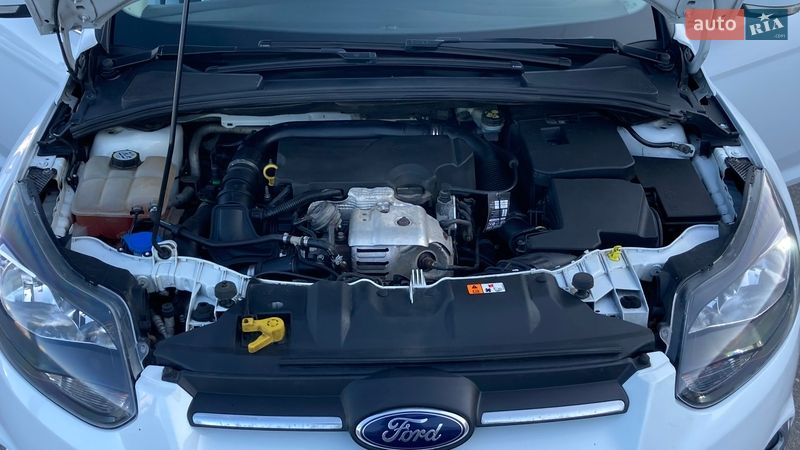 Хэтчбек Ford Focus 2013 в Харькове