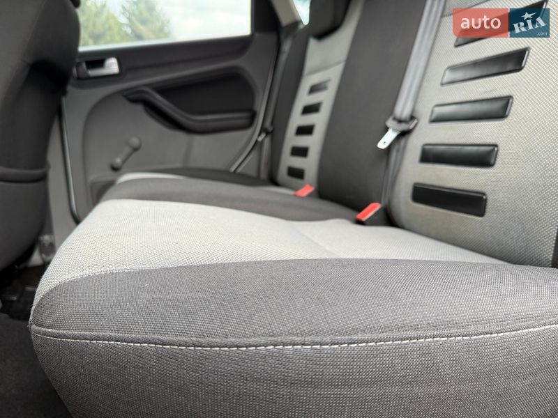 Универсал Ford Focus 2010 в Ровно