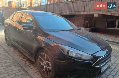 Седан Ford Focus 2015 в Черновцах