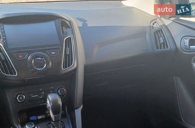 Седан Ford Focus 2017 в Ніжині