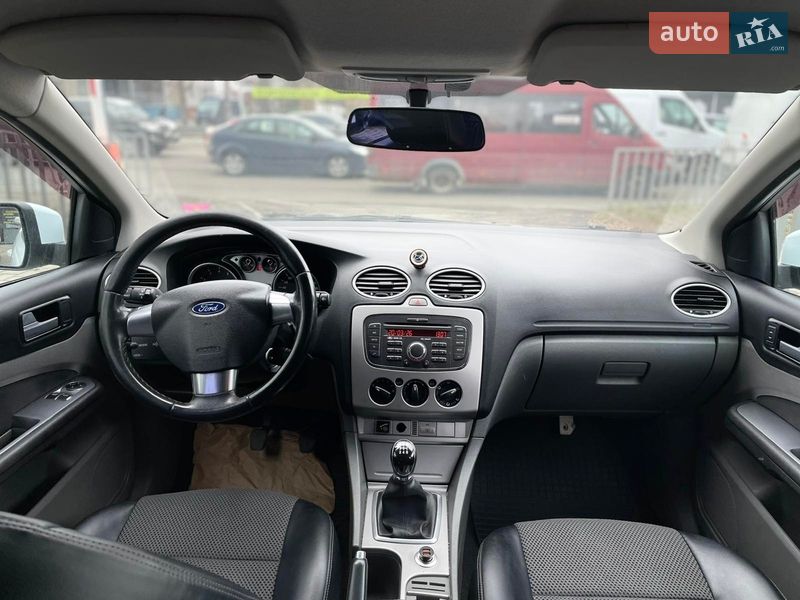 Хэтчбек Ford Focus 2011 в Днепре
