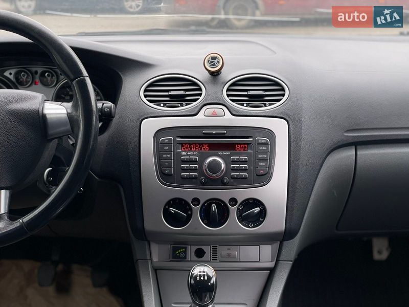 Хэтчбек Ford Focus 2011 в Днепре