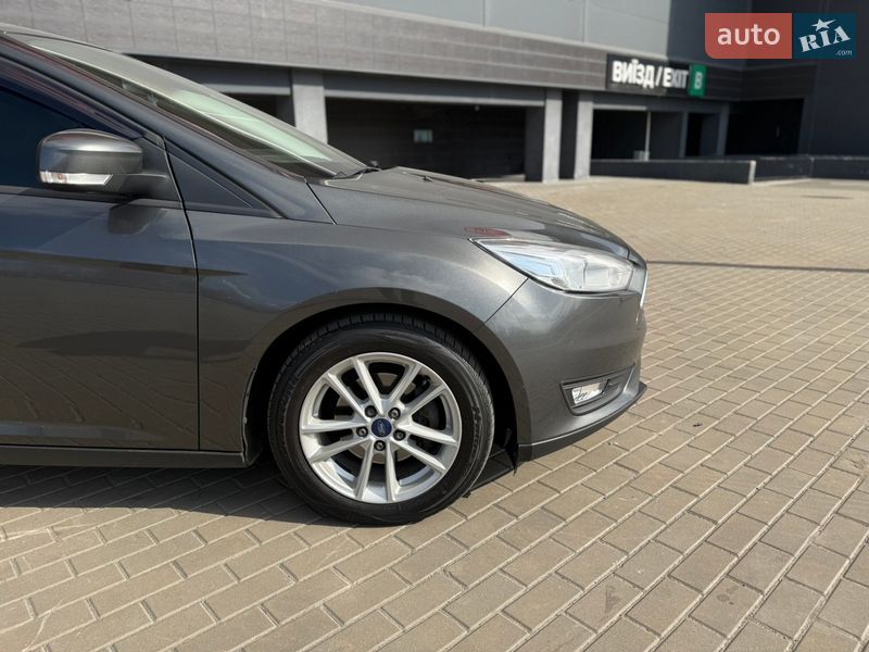 Универсал Ford Focus 2017 в Киеве фото 18 Универсал Ford Focus 2017 в Киеве