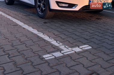 Седан Ford Focus 2016 в Остер