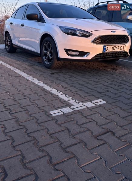 Седан Ford Focus 2016 в Остер