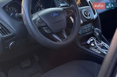 Седан Ford Focus 2016 в Остер