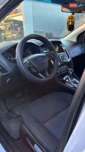 Седан Ford Focus 2016 в Остер