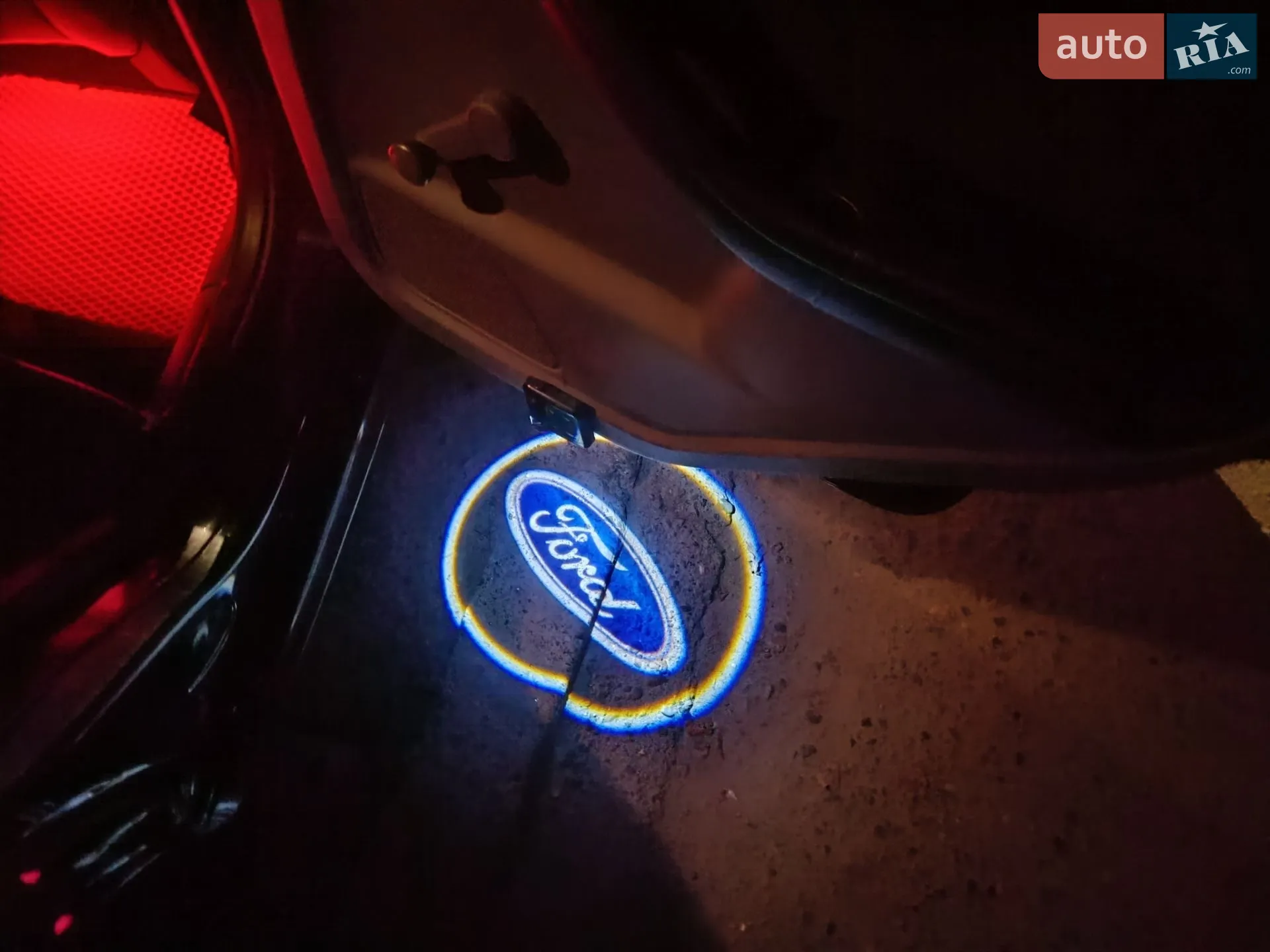 2010 Ford Focus - мініатюра 20