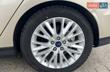 Седан Ford Focus 2018 в Черновцах