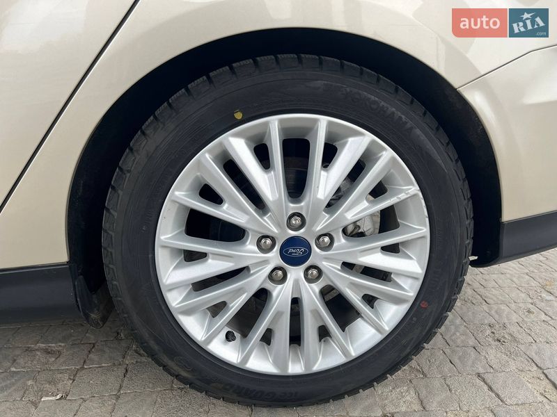 Седан Ford Focus 2018 в Черновцах