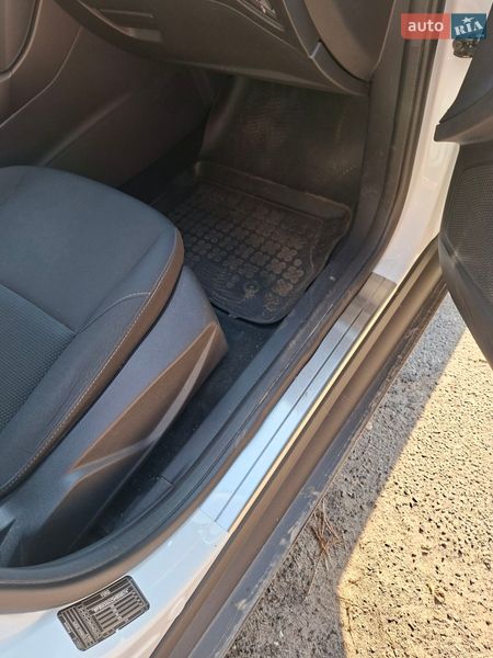 Хетчбек Ford Focus 2017 в Києві фото 20 Хетчбек Ford Focus 2017 в Києві
