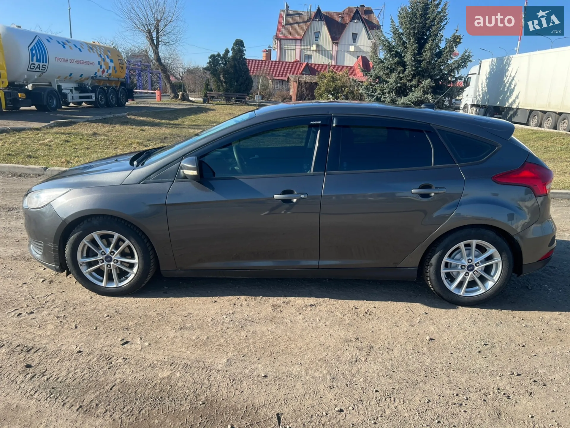 2016 Ford Focus - мініатюра 2