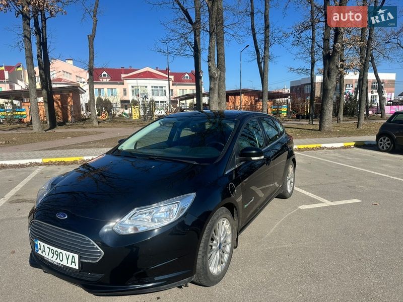 Хэтчбек Ford Focus 2013 в Киеве фото 2 Хэтчбек Ford Focus 2013 в Киеве