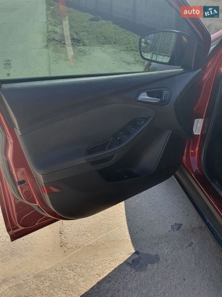 Седан Ford Focus 2016 в Львові