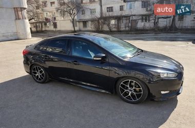 Седан Ford Focus 2015 в Измаиле