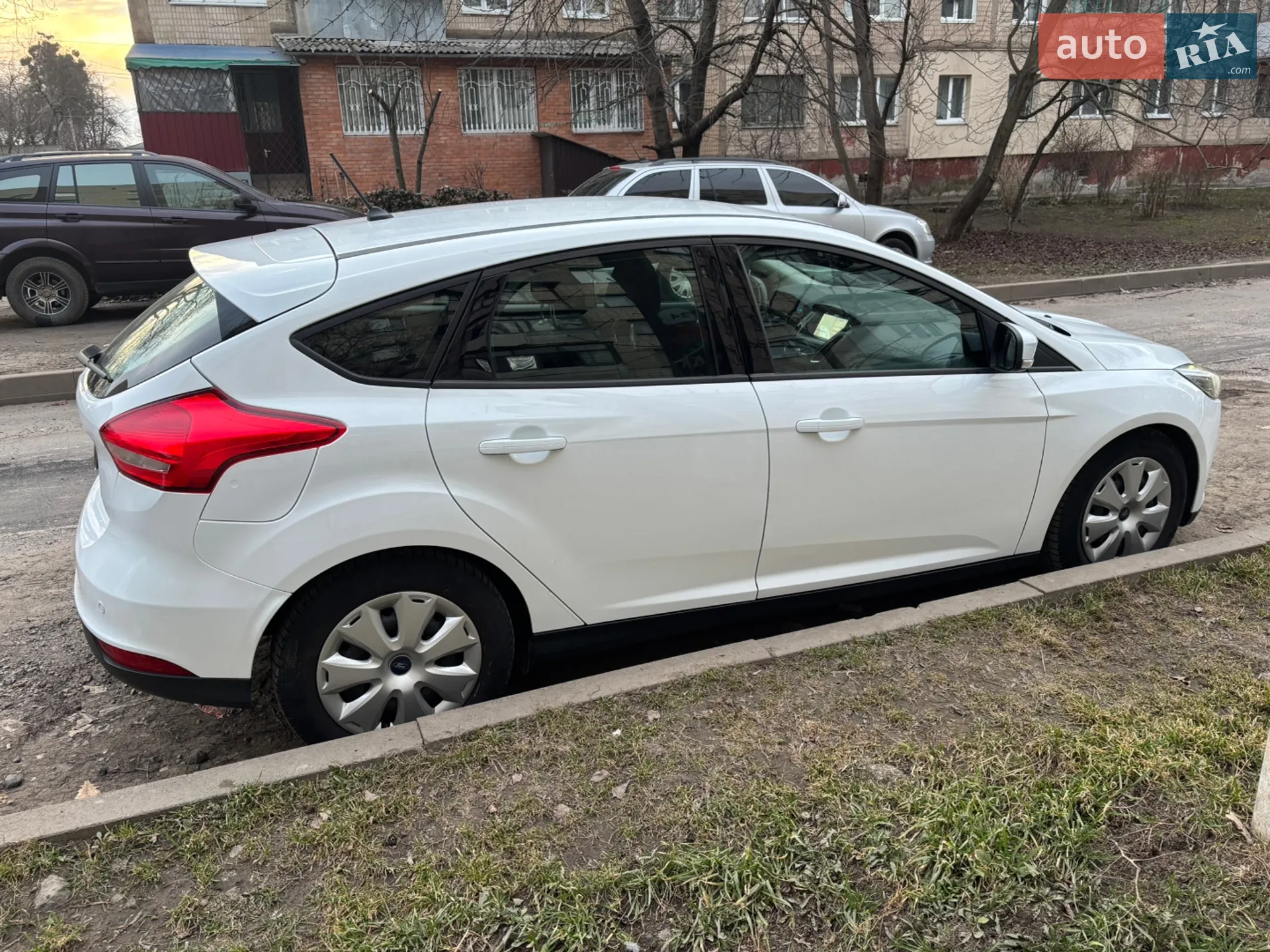 2017 Ford Focus - мініатюра 10
