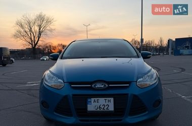 Хетчбек Ford Focus 2014 в Дніпрі