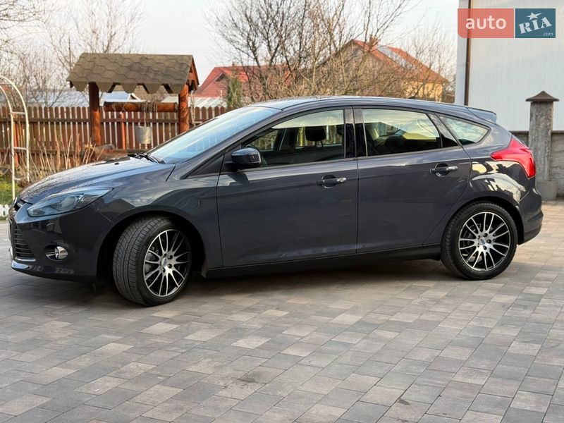 Хетчбек Ford Focus 2011 в Калуші