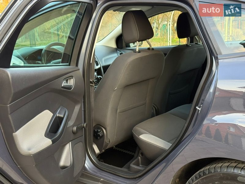Хетчбек Ford Focus 2011 в Калуші