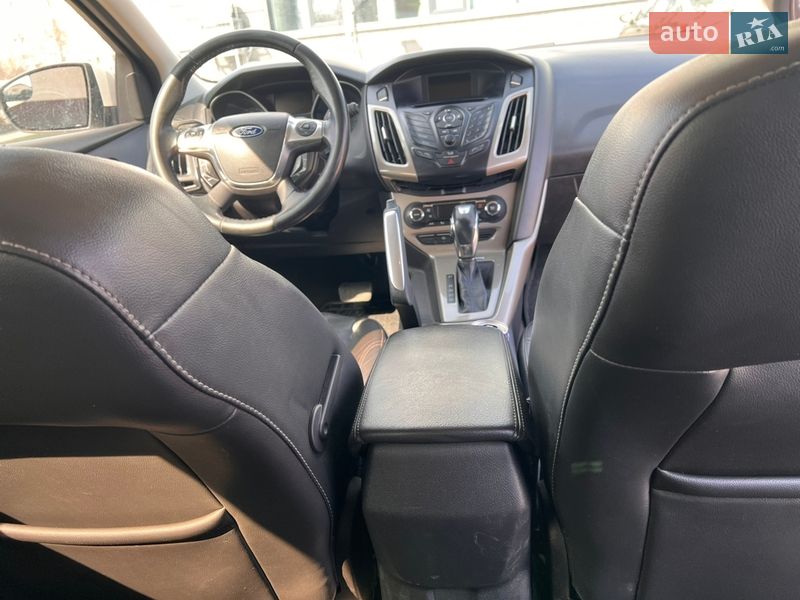 Хетчбек Ford Focus 2012 в Черкасах