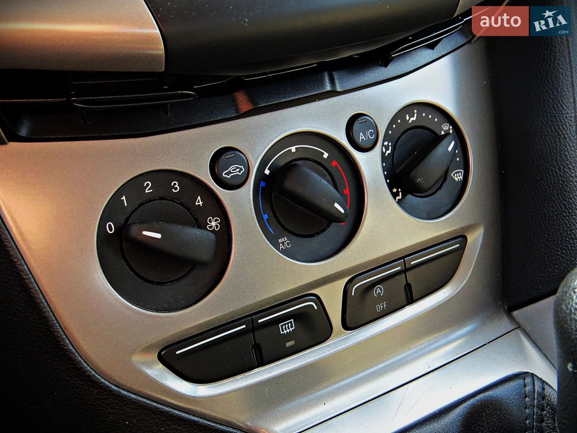2013 Ford Focus - мініатюра 12