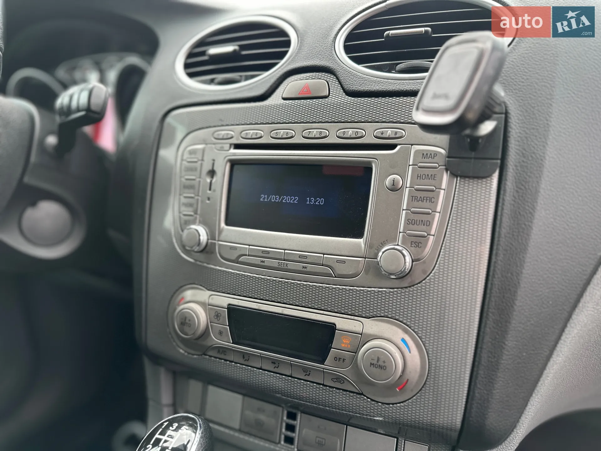 2010 Ford Focus - мініатюра 27