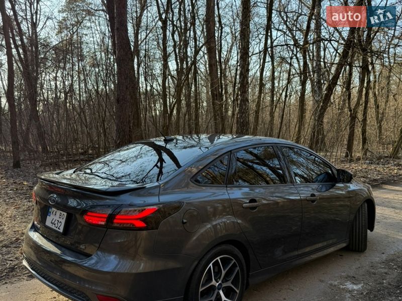 Седан Ford Focus 2016 в Києві