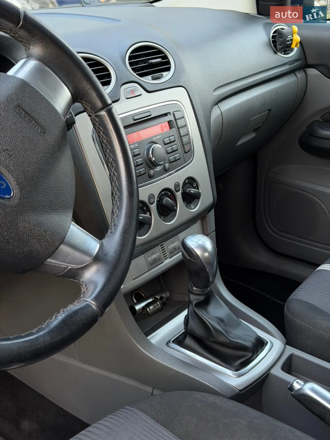 2010 Ford Focus - мініатюра 20