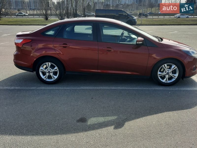 Седан Ford Focus 2013 в Киеве