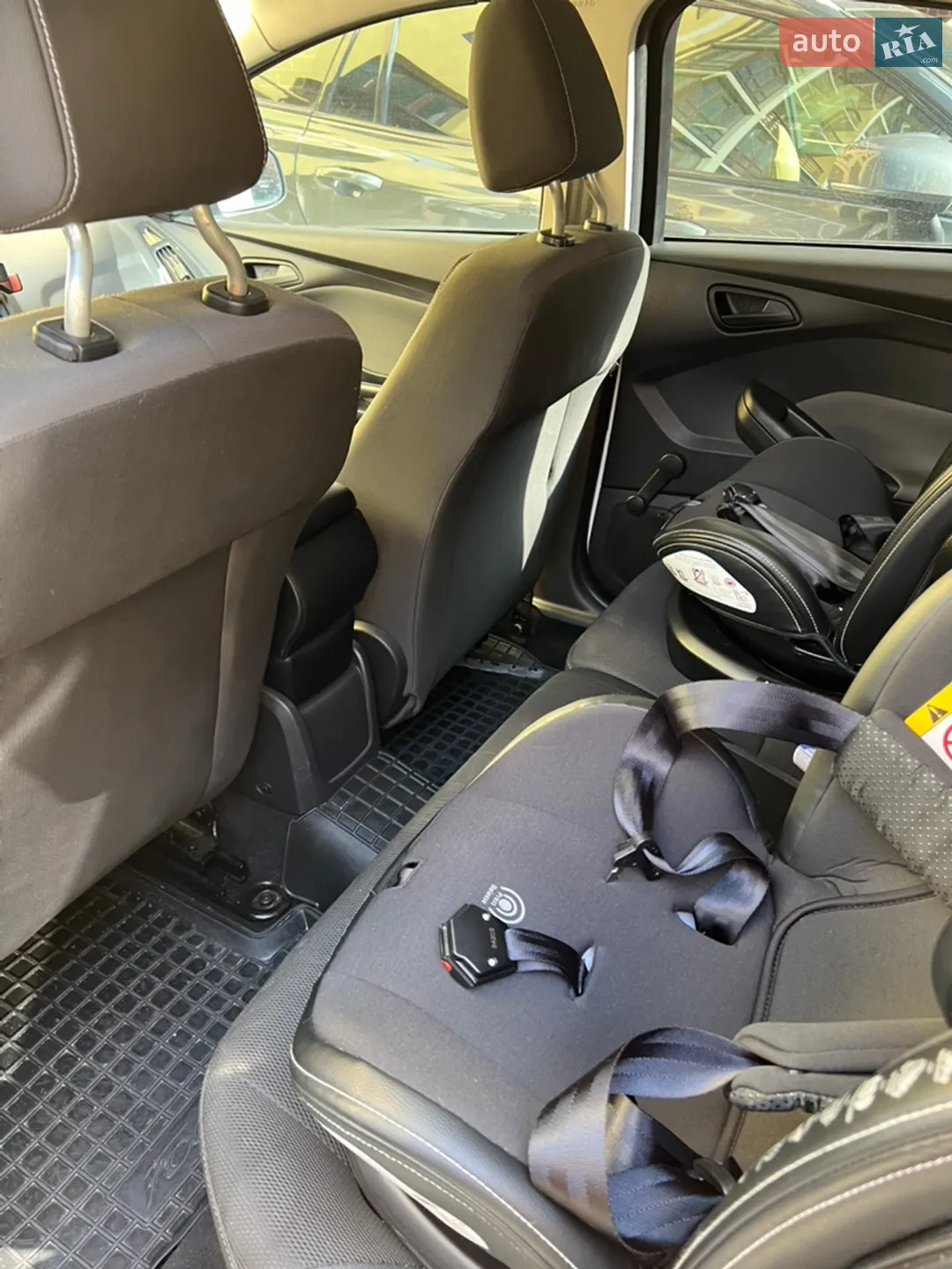 2012 Ford Focus - мініатюра 9