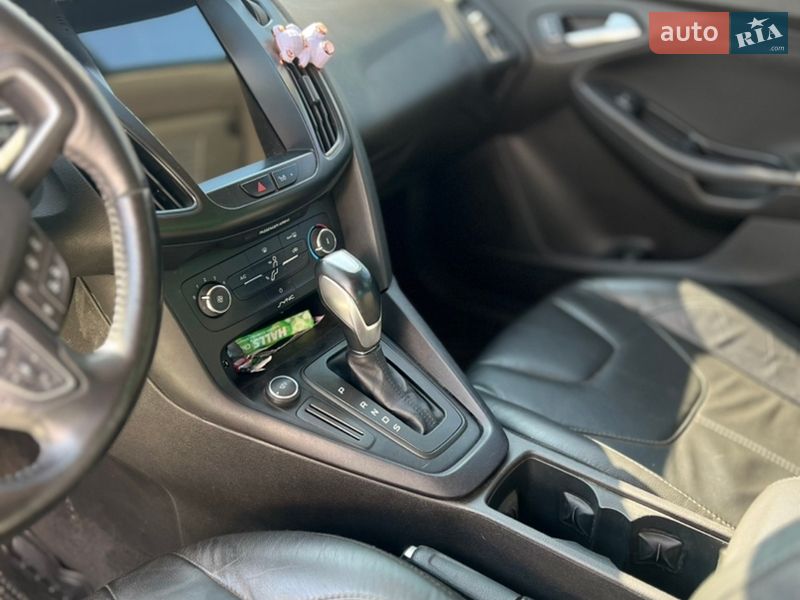Седан Ford Focus 2015 в Тернополі фото 21 Седан Ford Focus 2015 в Тернополі