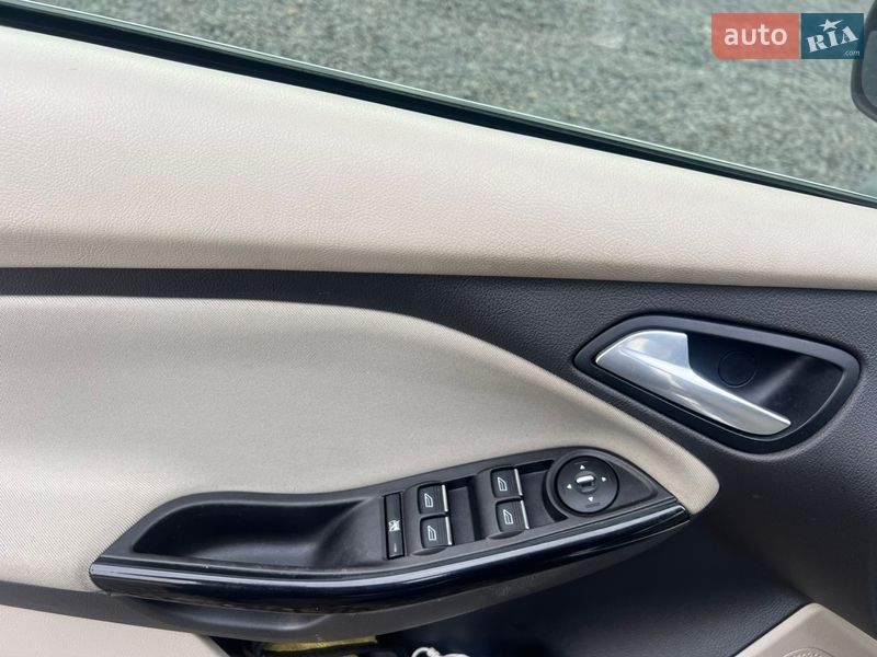 Хетчбек Ford Focus 2011 в Львові