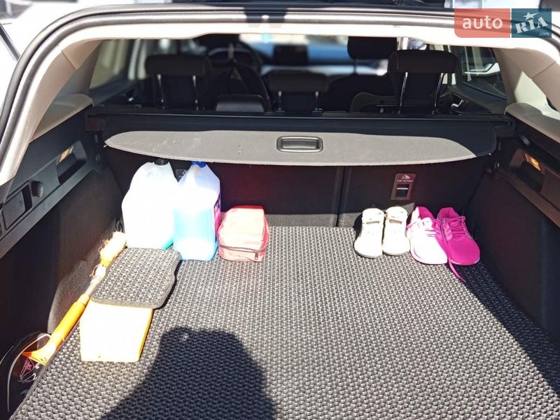 Универсал Ford Focus 2018 в Киеве фото 10 Универсал Ford Focus 2018 в Киеве