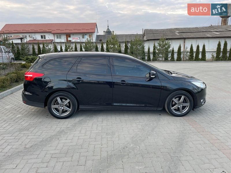 Універсал Ford Focus 2015 в Золочеві