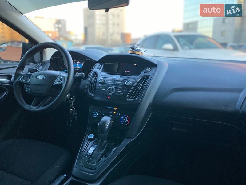 Седан Ford Focus 2017 в Киеве фото 11 Седан Ford Focus 2017 в Киеве