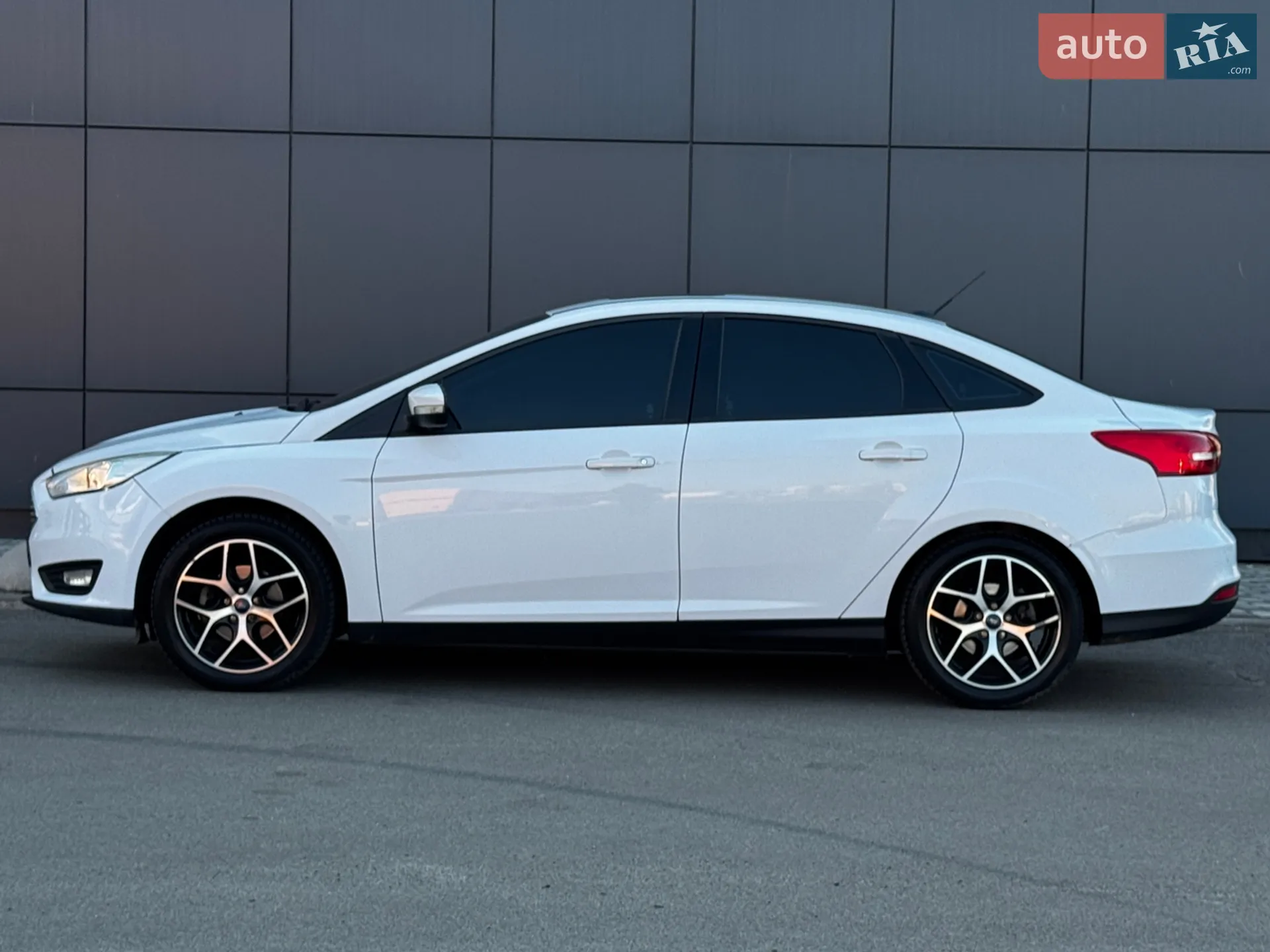 2018 Ford Focus - мініатюра 6