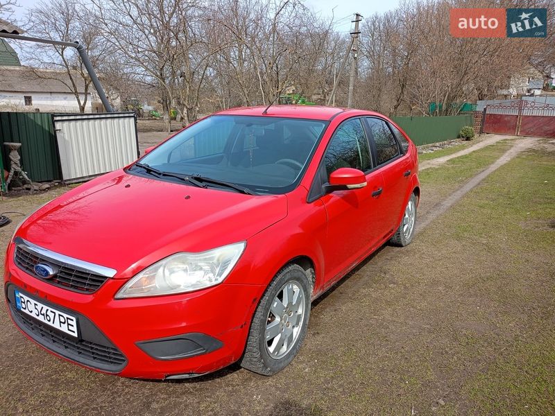 Хэтчбек Ford Focus 2010 в Бродах