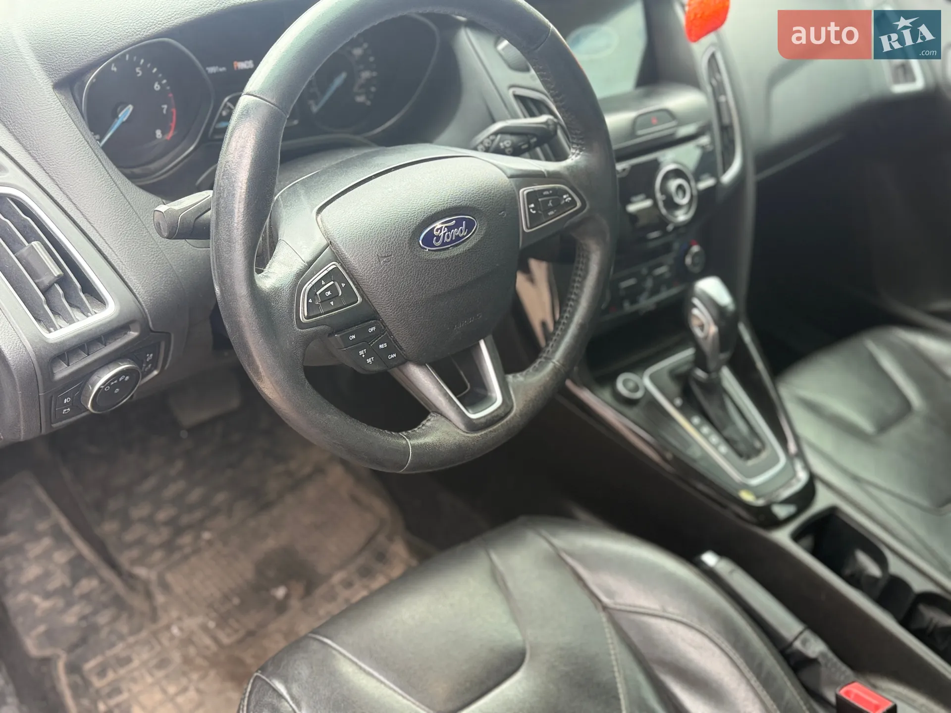 2016 Ford Focus - мініатюра 9
