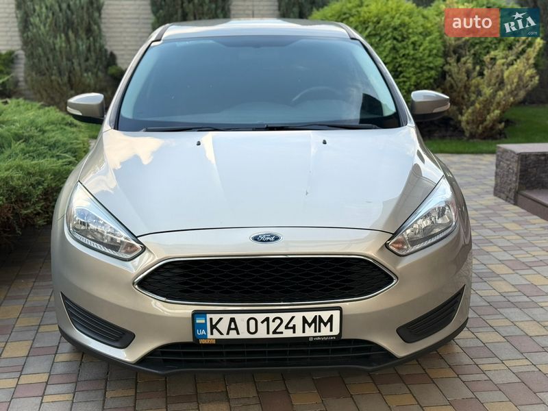 Хетчбек Ford Focus 2015 в Дніпрі
