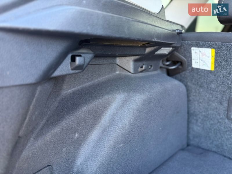 Хетчбек Ford Focus 2015 в Дніпрі