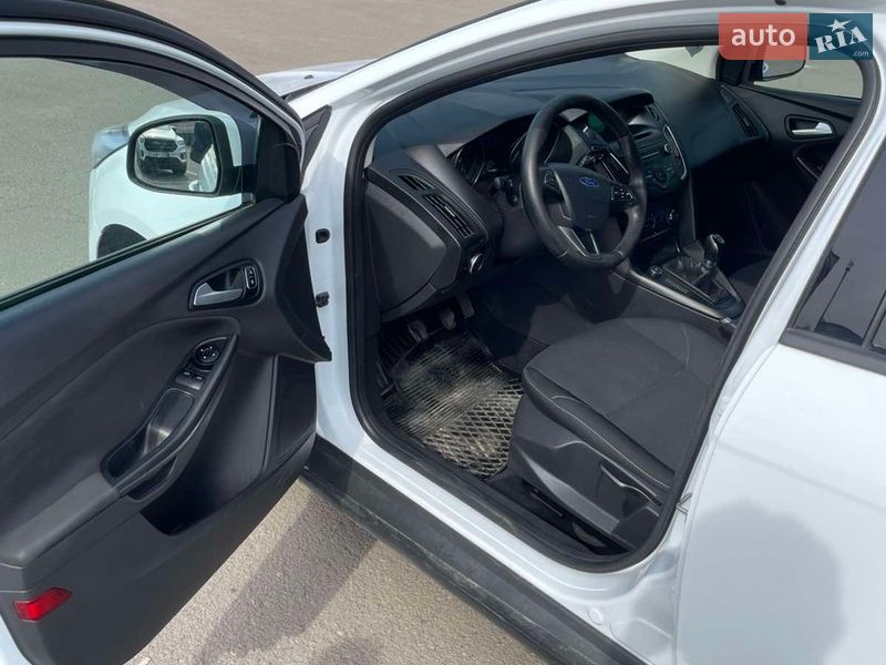 Универсал Ford Focus 2016 в Ровно фото 11 Универсал Ford Focus 2016 в Ровно