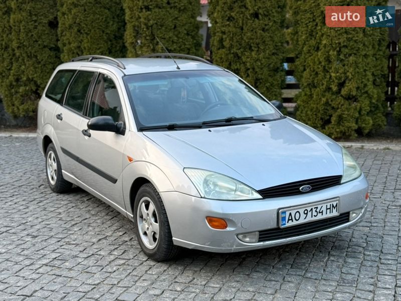 Универсал Ford Focus 2001 в Хусте